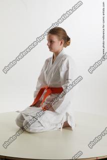 kneeling girl in kimono selin 01